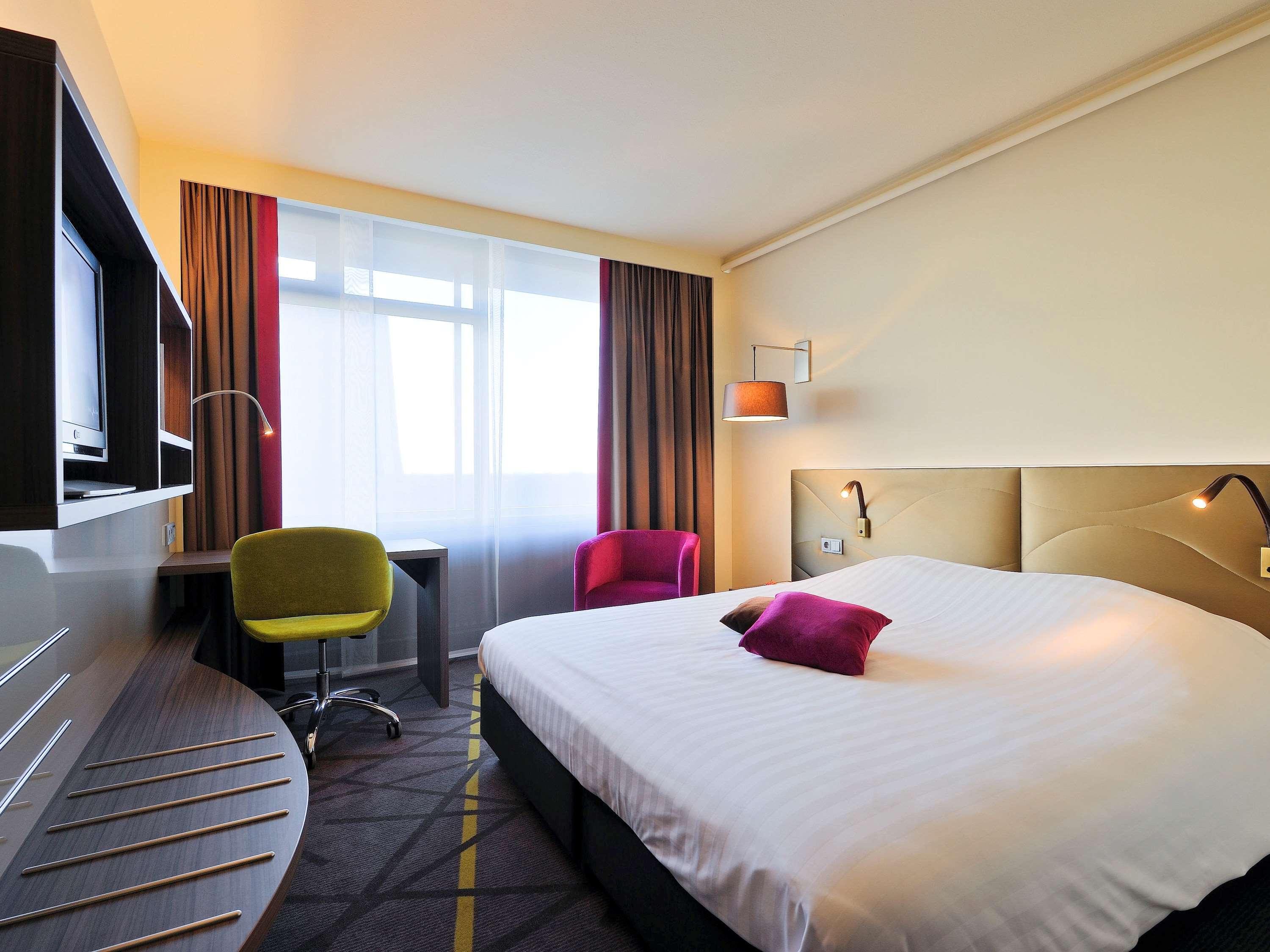 Mercure Hotel Groningen Martiniplaza Экстерьер фото