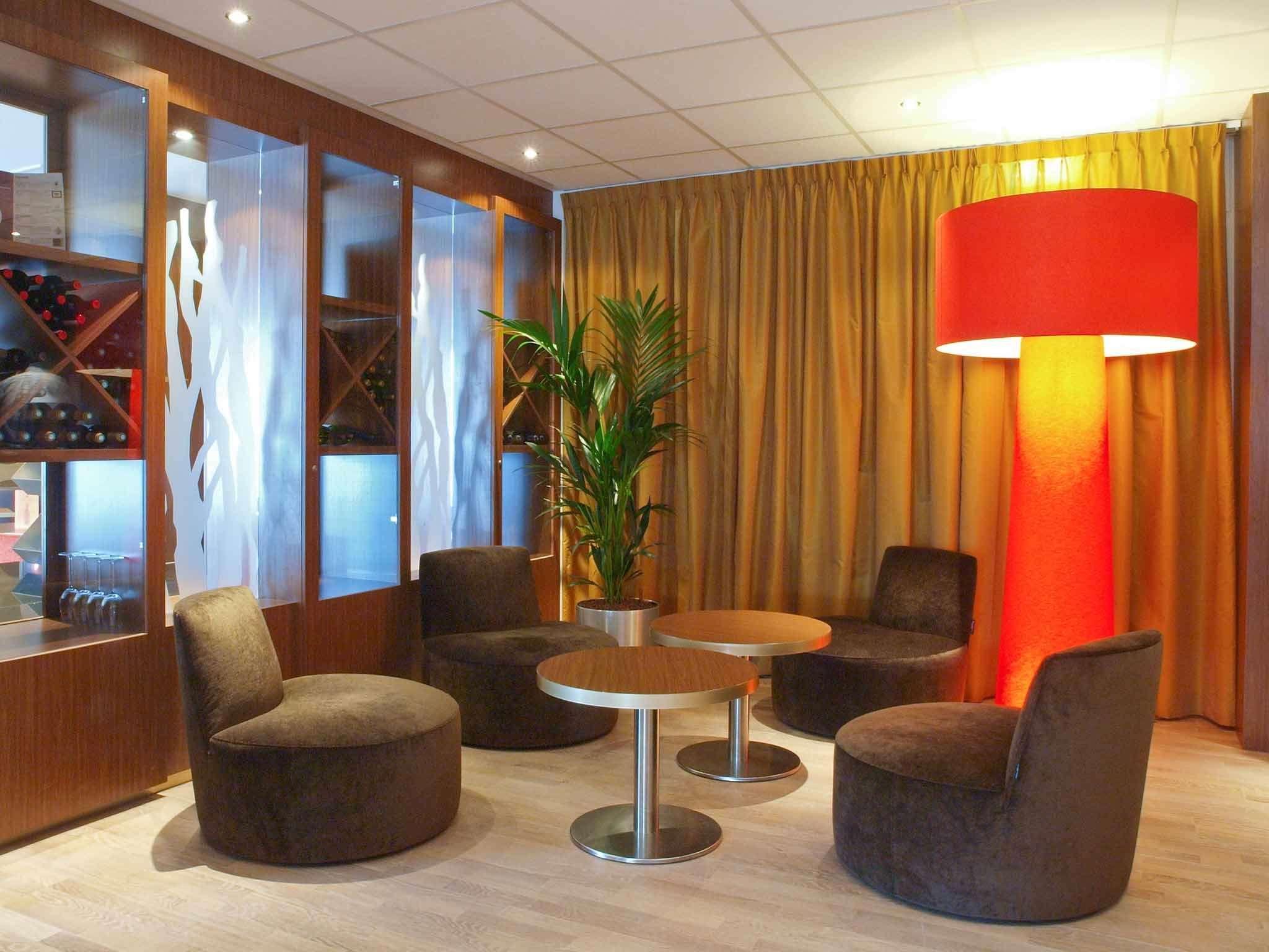 Mercure Hotel Groningen Martiniplaza Экстерьер фото