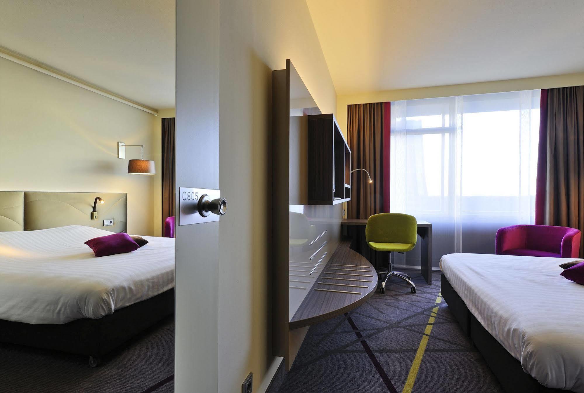 Mercure Hotel Groningen Martiniplaza Экстерьер фото