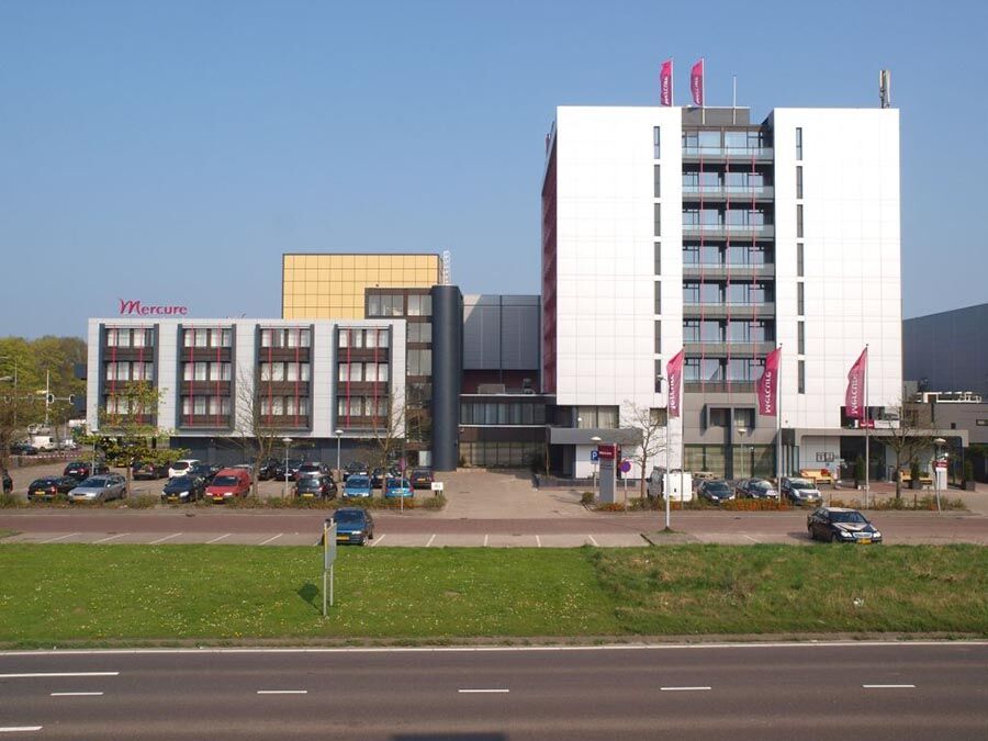 Mercure Hotel Groningen Martiniplaza Экстерьер фото