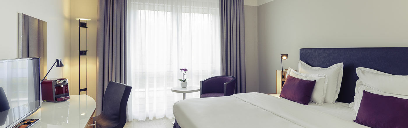 Mercure Hotel Groningen Martiniplaza Экстерьер фото